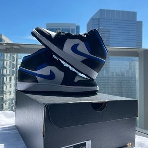 NEW W BOX Nike Air Jordan 1 Mid Blue/Black Size 8